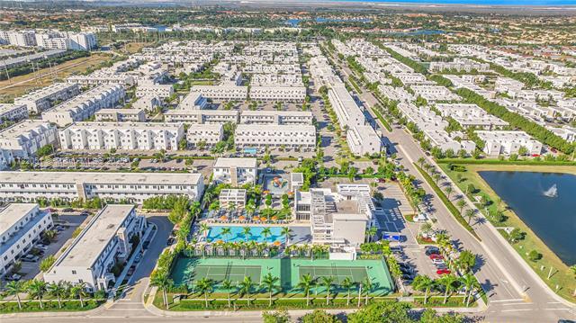 Building Photo - 6671 NW 105th Pl