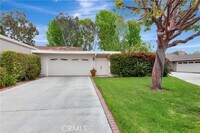 Building Photo - 432 Onda