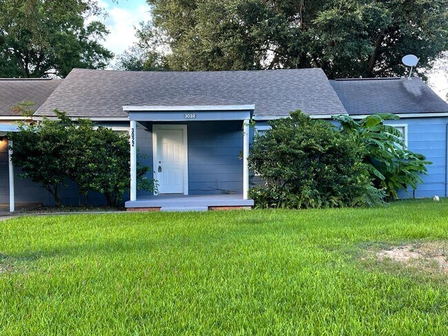 Primary Photo - 3022 Berry Ave
