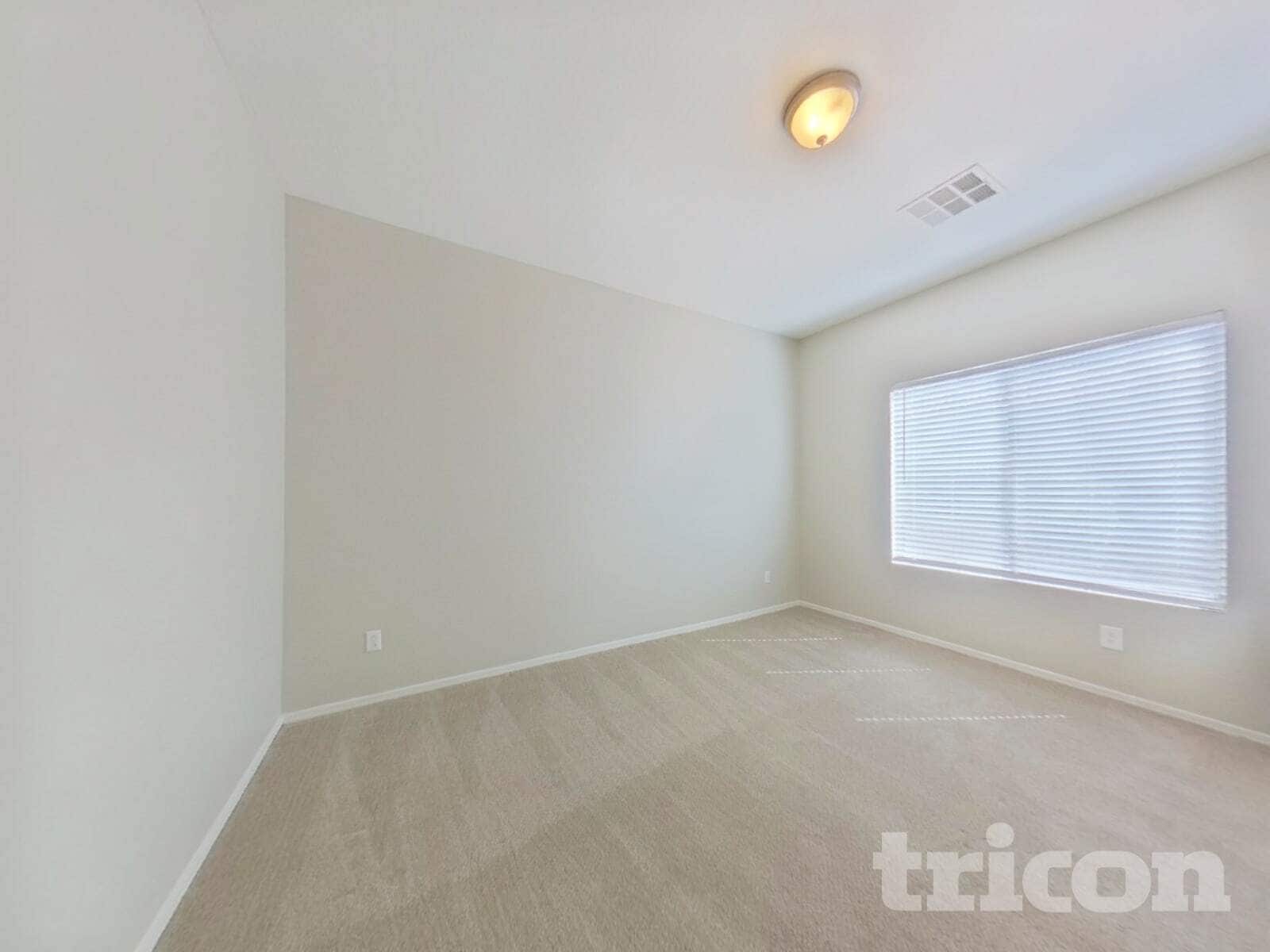 Building Photo - 442 E Cheyenne Rd