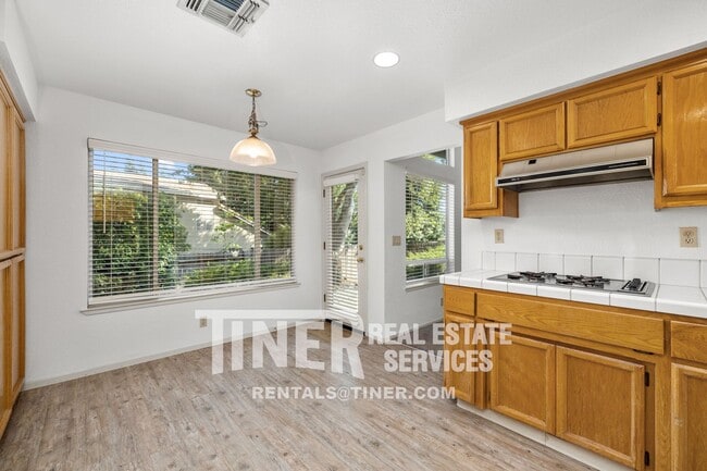 Building Photo - 180 Briggs Ranch Dr