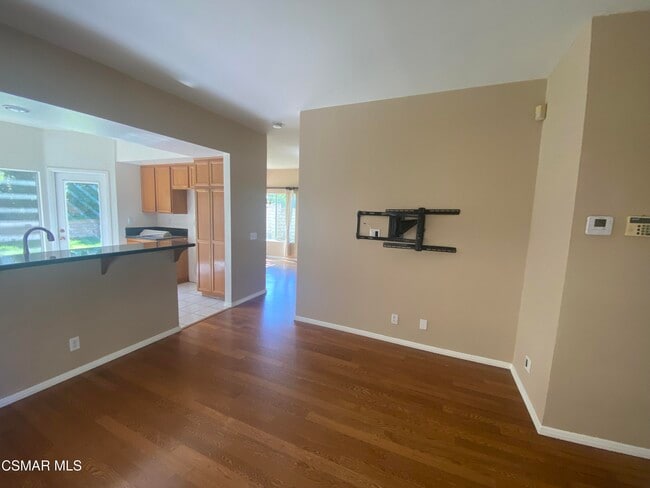 Building Photo - 3014 Sleepy Hollow St