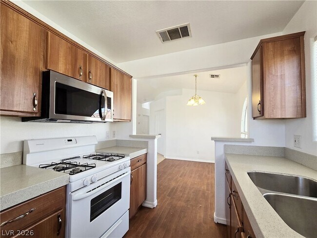 Building Photo - 3512 Winterhaven St