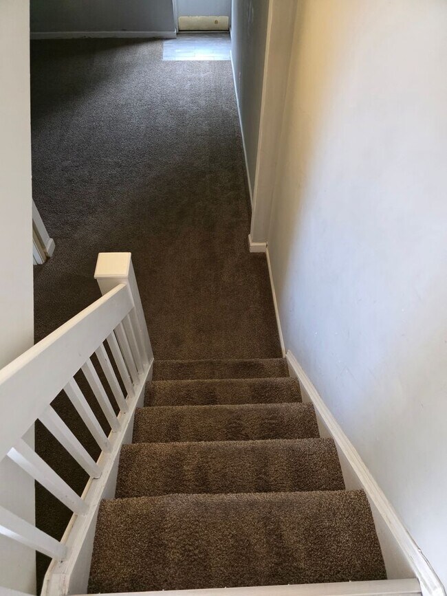 Building Photo - Townhouse in Newark/Bear Area
