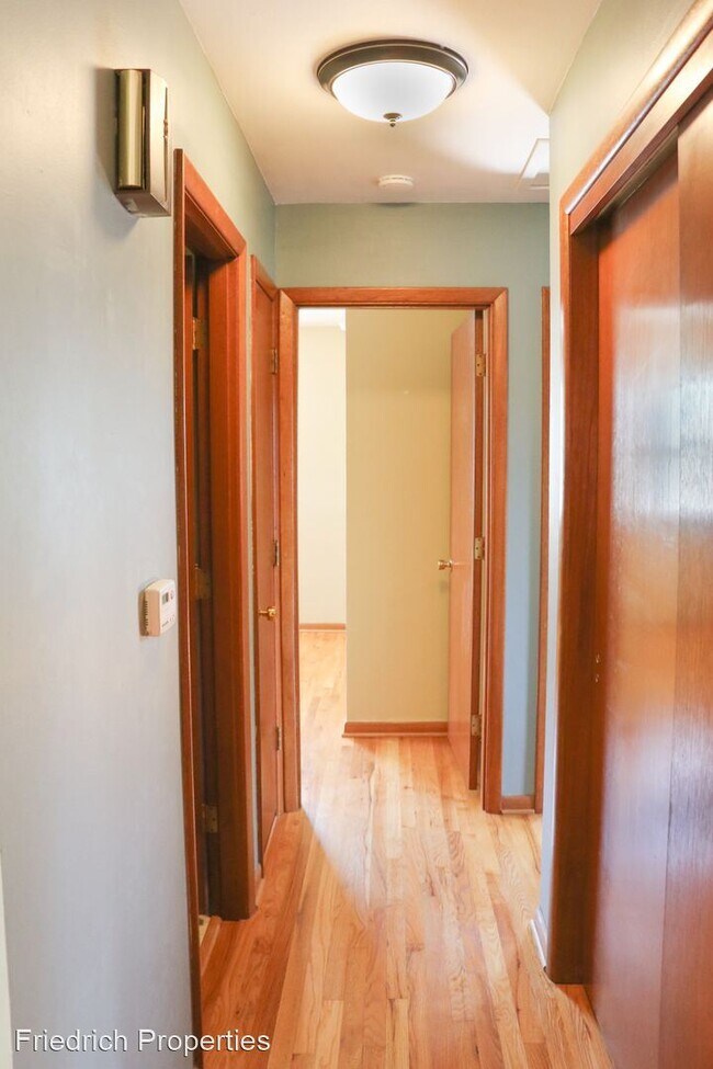 Building Photo - 4 br, 2 bath House - 3310 Tripp St.