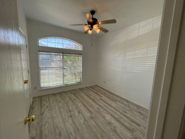 Building Photo - Nice Single Story Home in NW ISD off Hwy 170