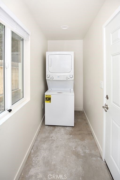 Building Photo - 10709 Sherman Pl