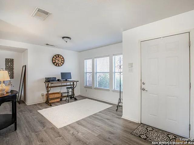 Building Photo - 7822 Encanto Vis Dr