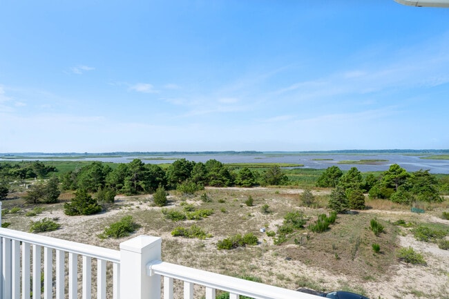 Building Photo - 29331 Clifton Shores Dr