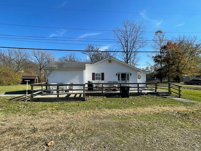 Building Photo - 1800 E Princeton Ave