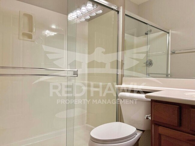 Building Photo - 863 W Bluebird Dr