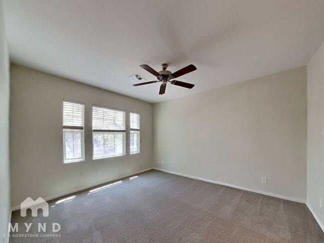 Building Photo - 8456 Insignia Ave