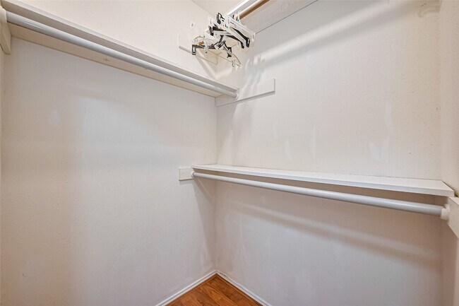 Building Photo - 3234 Mourning Dove Dr