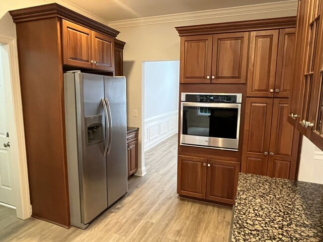 Building Photo - Refreshed 4 Bed home in Ballantyne