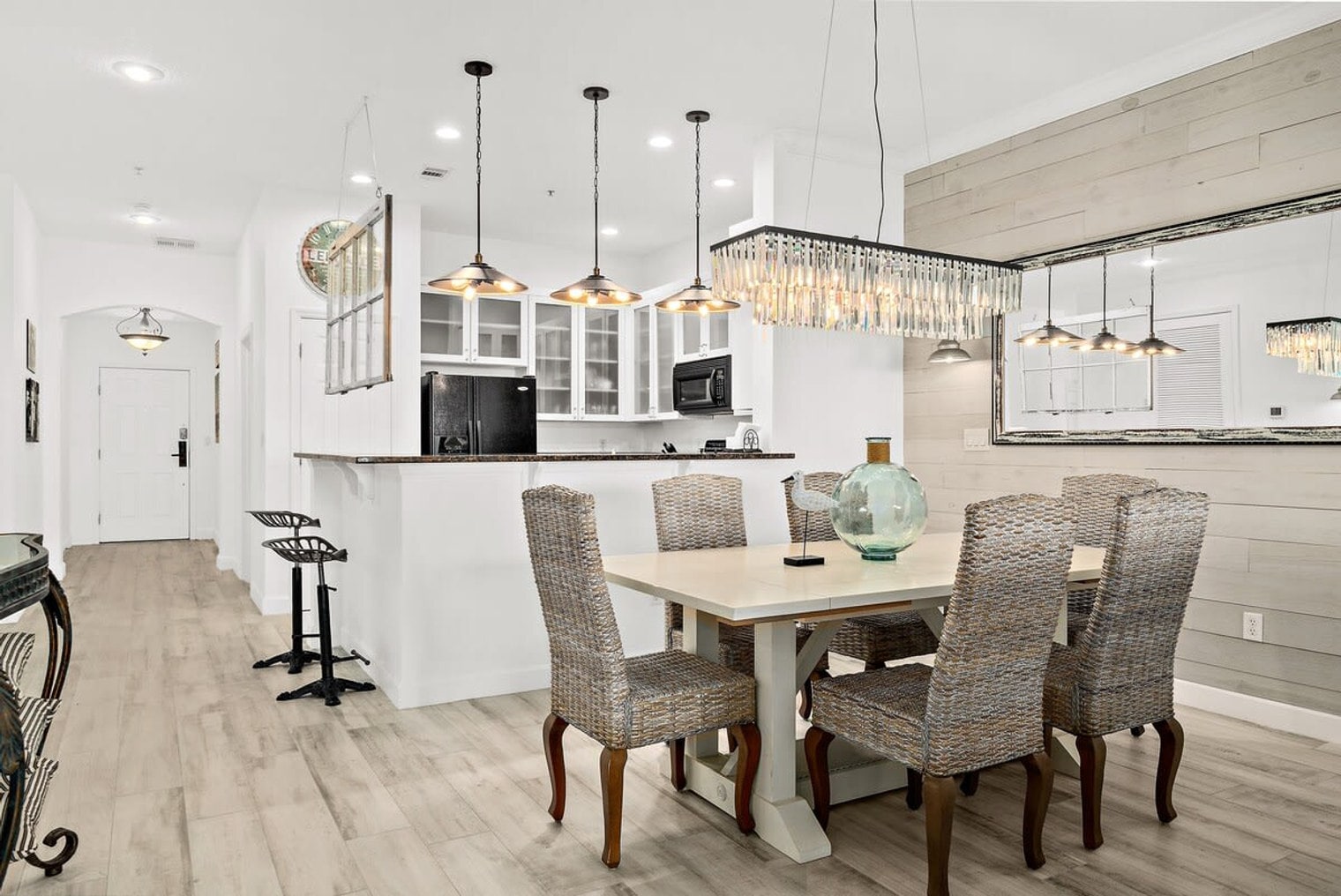 Building Photo - 900 Cinnamon Beach Ln