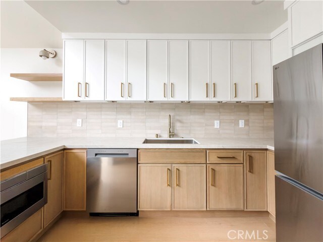 Building Photo - 5506 Cll De Ricardo