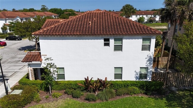 Building Photo - 5354 Ellery Terrace