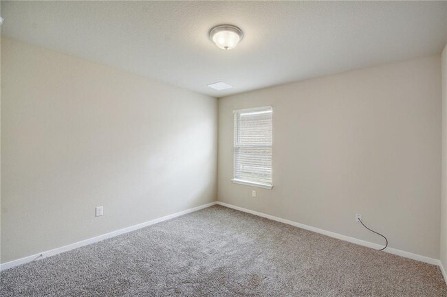 Building Photo - 5817 Roderick Dr
