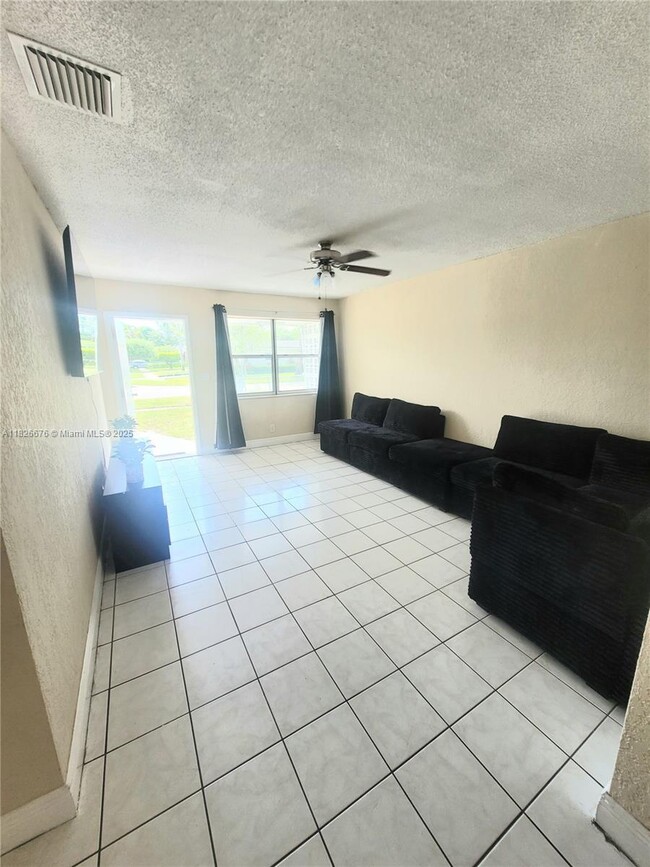 Building Photo - 1235 NW 58th Ave