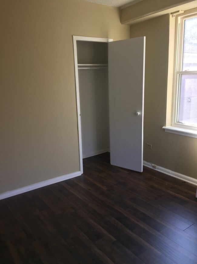 Building Photo - 585 East St