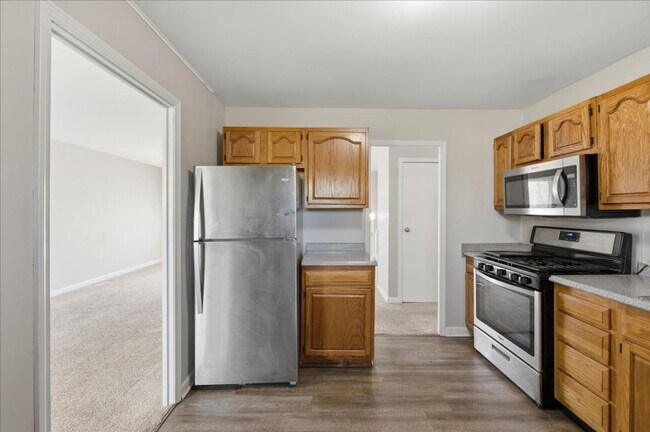 Building Photo - 3226 Voigt Dr