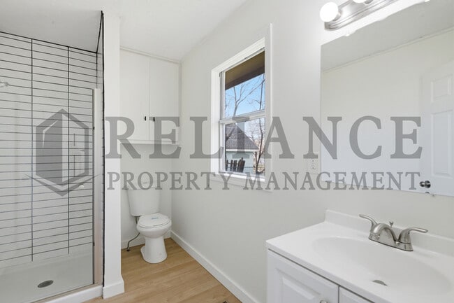 Building Photo - 6651 N Scottsville St