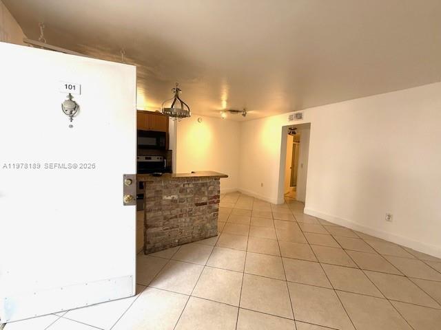 Building Photo - 1801 S Treasure Dr