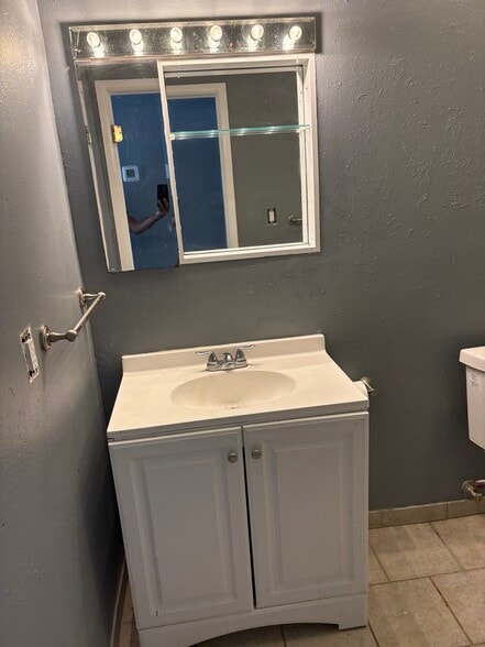 Building Photo - 4020 Billingsgate Rd