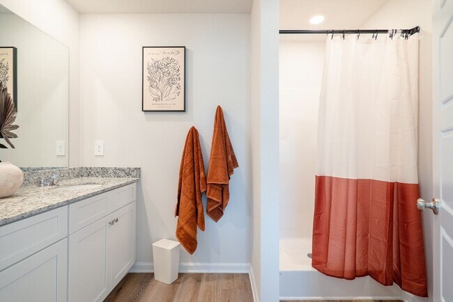 Building Photo - $500 Move-in Discount! Fresh, Modern Living in Bemiss Springs – Stylish New-Construction 3BR Town...