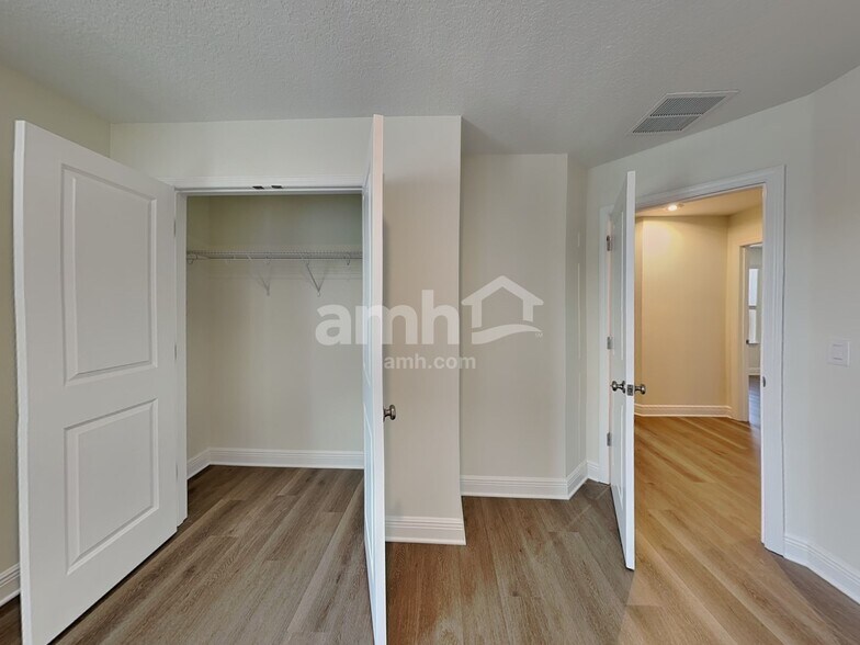 Building Photo - 4771 Tributary Ln