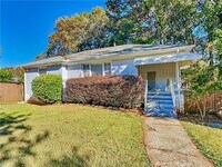 Building Photo - 2002 E Camellia Dr