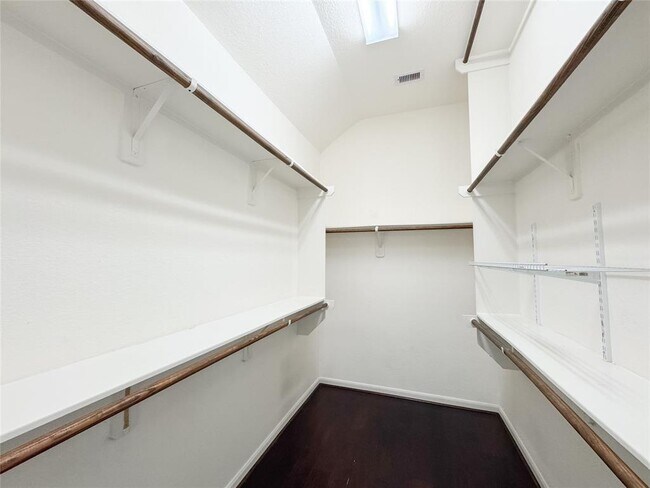 Building Photo - 4714 Western Brook Dr