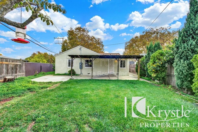 Building Photo - 791 Rosewood Ave