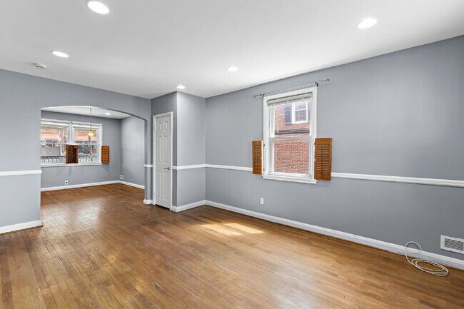 Building Photo - 6832 Broening Rd