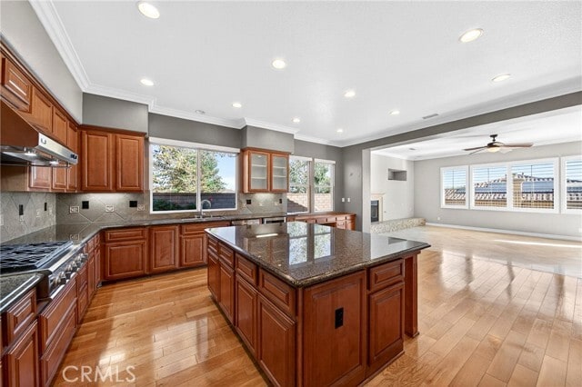 Building Photo - 7837 Lady Banks Loop