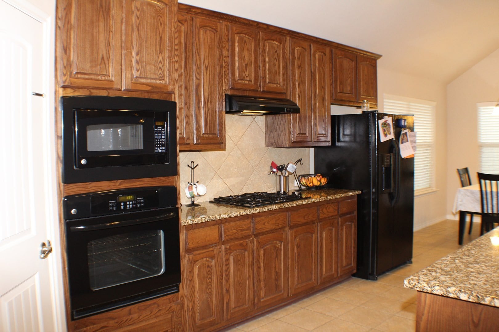 Building Photo - 1614 Westfield way