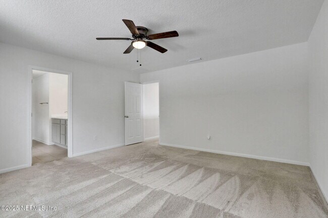 Building Photo - 277 Sandstone Dr