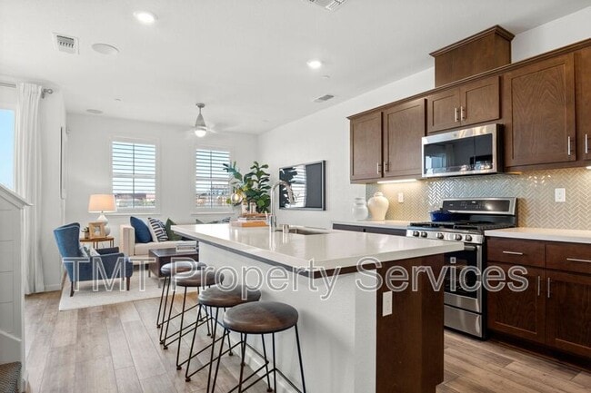 Building Photo - 2957 Nimes Ln