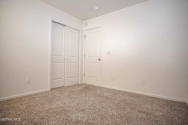 Building Photo - 13106 Cleethorpes St