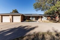 Building Photo - 5526 75th St