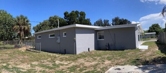 Building Photo - 1153 Martha Lee Ave