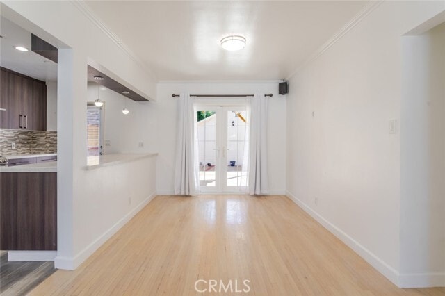 Building Photo - 3960 Mayfield Ave