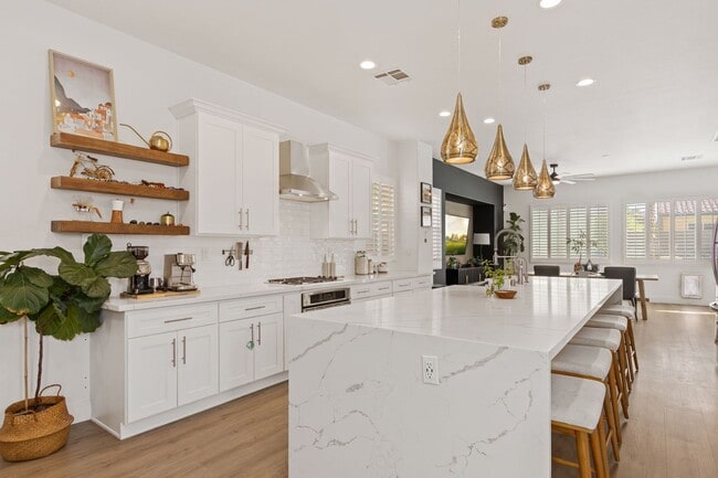 Building Photo - Beautifully Upgraded, Single Story 3 Bed, ...