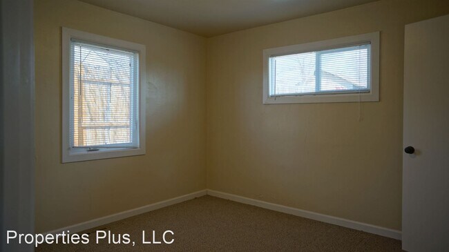 Building Photo - 2 br, 1 bath House - 572 S Stuart St