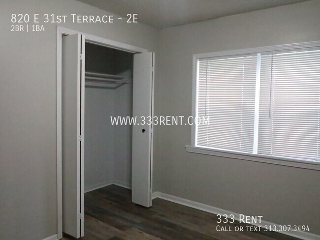 Building Photo - 820 E 31 Terrace