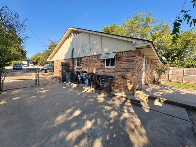 Building Photo - 4925 Geddes Ave