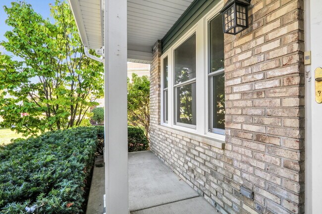 Building Photo - 1282 Berkshire Ln