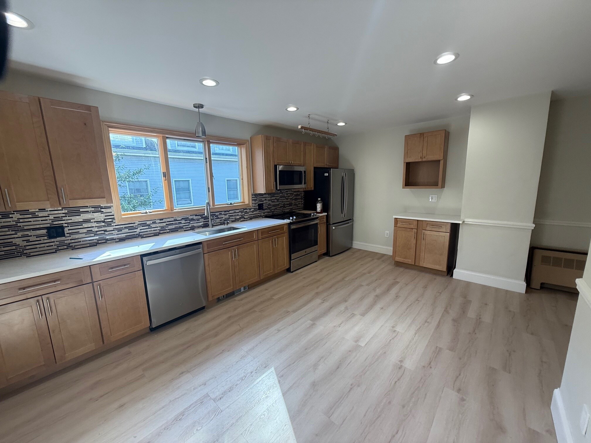 Building Photo - 48 Shannon St