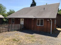 Building Photo - 2660 Edison St