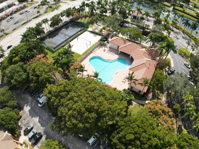 Building Photo - 6204 Sandy Bank Terrace